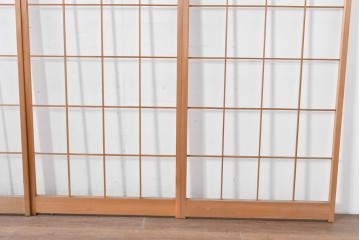 ヴィンテージ建具　昭和後期　明るい木色とすっきりとした格子が魅力の障子戸4枚セット　(R-086577)