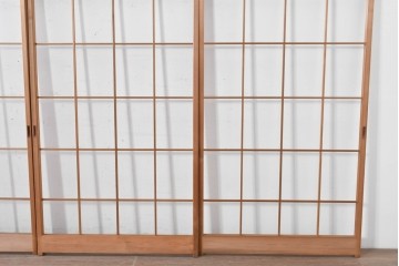ヴィンテージ建具　昭和後期　明るい木色とすっきりとした格子が魅力の障子戸4枚セット　(R-086578)