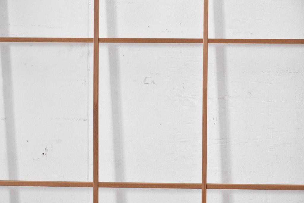 ヴィンテージ建具　昭和後期　明るい木色とすっきりとした格子が魅力の障子戸4枚セット　(R-086578)