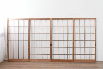 ヴィンテージ建具　昭和後期　明るい木色とすっきりとした格子が魅力の障子戸4枚セット　(R-086578)