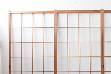ヴィンテージ建具　昭和後期　明るい木色とすっきりとした格子が魅力の障子戸4枚セット　(R-086578)