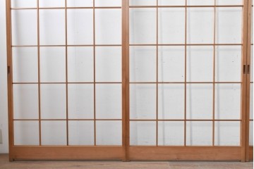 ヴィンテージ建具　昭和後期　明るい木色とすっきりとした格子が魅力の障子戸4枚セット　(R-086578)