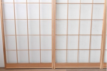ヴィンテージ建具　昭和後期　明るい木色とすっきりとした格子が魅力の障子戸4枚セット　(R-086579)
