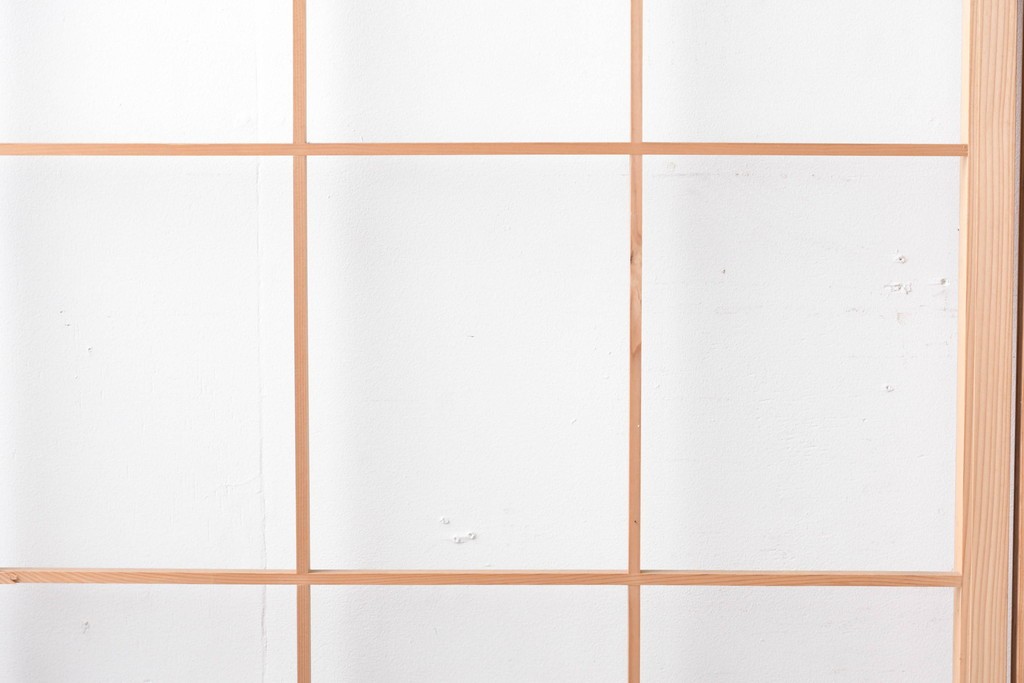 ヴィンテージ建具　昭和後期　明るい木色とすっきりとした格子が魅力の障子戸4枚セット　(R-086579)