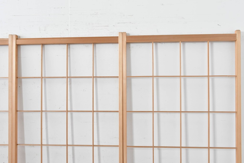 ヴィンテージ建具　昭和後期　明るい木色とすっきりとした格子が魅力の障子戸4枚セット　(R-086579)