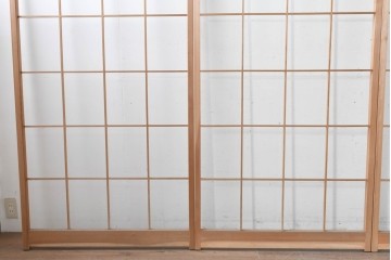 ヴィンテージ建具　昭和後期　明るい木色とすっきりとした格子が魅力の障子戸4枚セット　(R-086580)