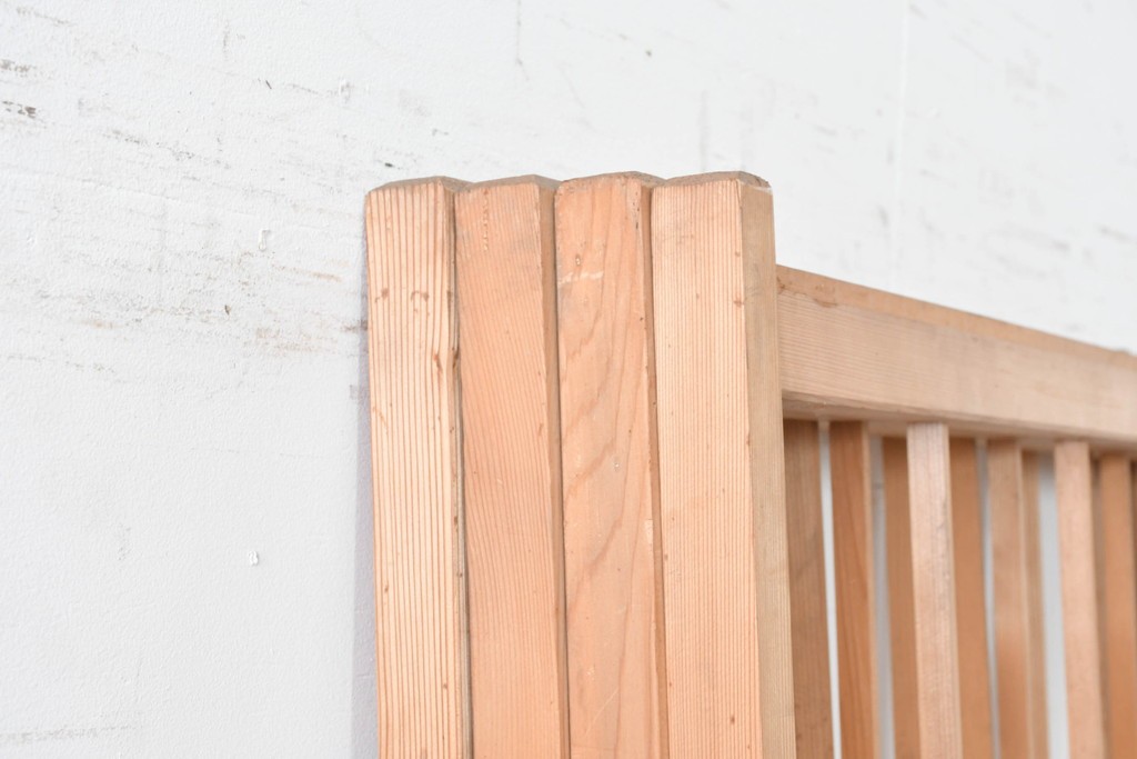 ヴィンテージ建具　昭和後期　明るい木色とすっきりとした格子が魅力の障子戸4枚セット　(R-086580)