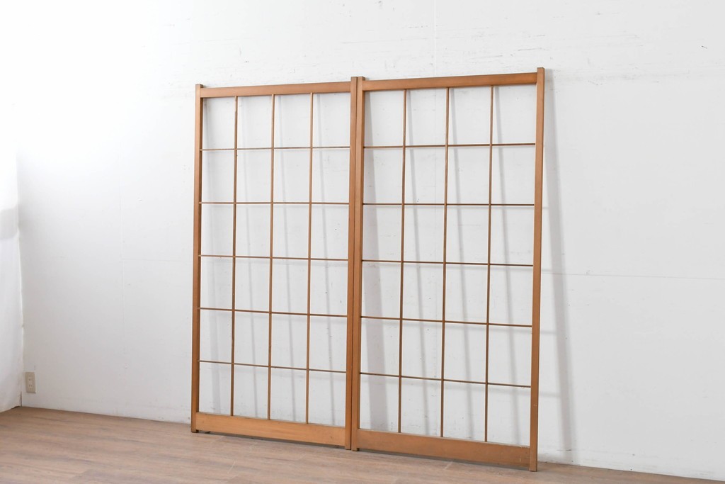 ヴィンテージ建具　昭和後期　シンプルで取り入れやすい障子戸2枚セット　(R-086581)