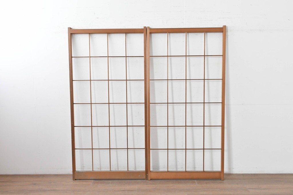 ヴィンテージ建具　昭和後期　シンプルで取り入れやすい障子戸2枚セット　(R-086581)