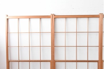 ヴィンテージ建具　昭和後期　明るい木色とすっきりとした格子が魅力の擦り上げ雪見障子戸4枚セット　(R-086583)