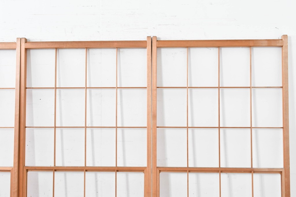 ヴィンテージ建具　昭和後期　シンプルな升目デザインの擦り上げ雪見障子戸4枚セット　(R-086584)