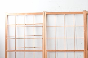 ヴィンテージ建具　昭和後期　明るい木色とすっきりとした格子が魅力の擦り上げ雪見障子戸4枚セット　(R-086585)