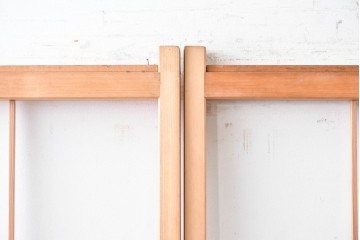 ヴィンテージ建具　昭和後期　明るい木色とすっきりとした格子が魅力の擦り上げ雪見障子戸4枚セット　(R-086586)