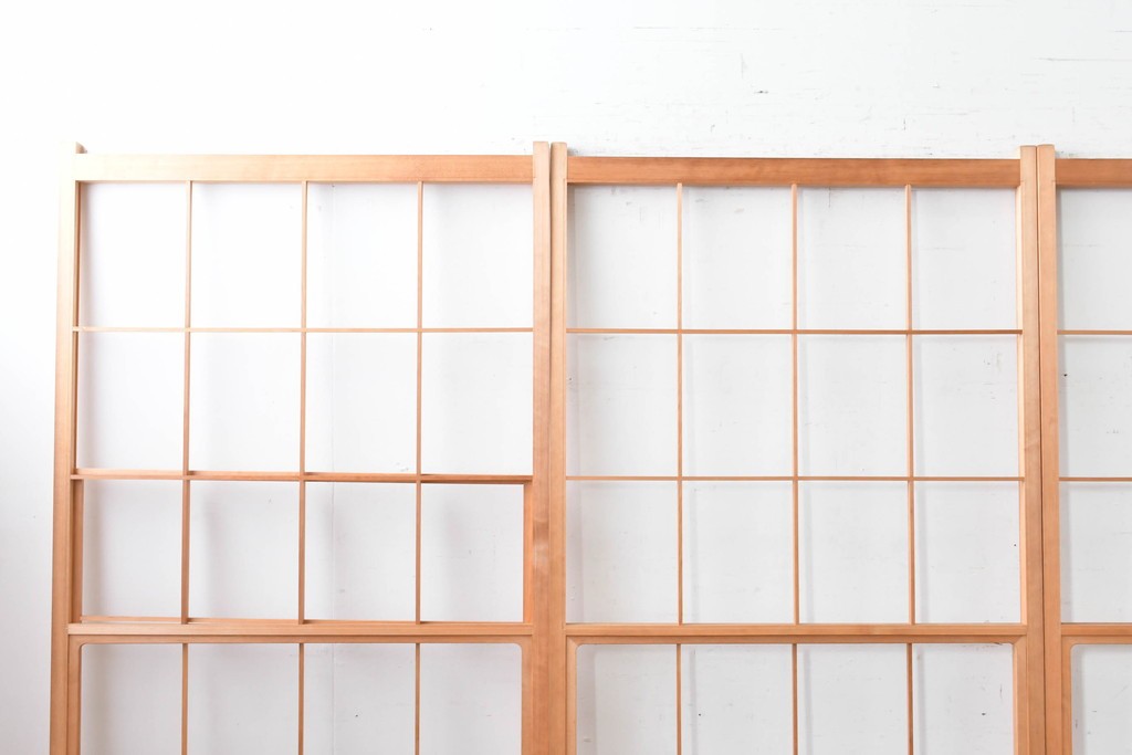 ヴィンテージ建具　昭和後期　明るい木色とすっきりとした格子が魅力の擦り上げ雪見障子戸4枚セット　(R-086586)