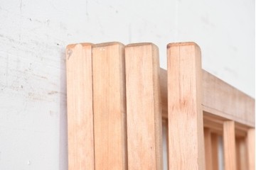 ヴィンテージ建具　昭和後期　明るい木色とすっきりとした格子が魅力の擦り上げ雪見障子戸4枚セット　(R-086586)