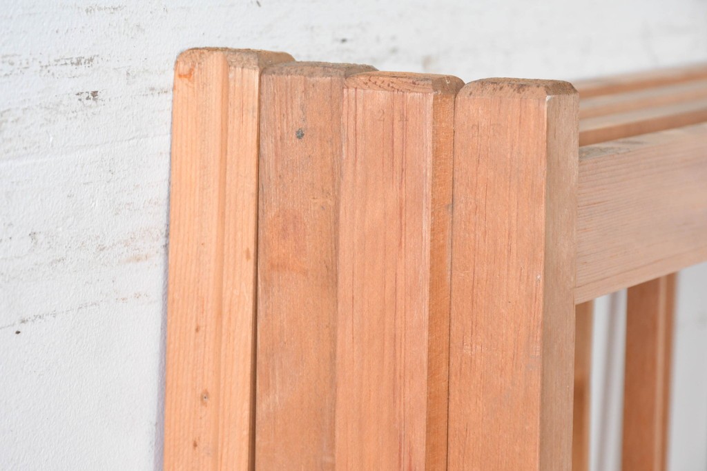 ヴィンテージ建具　昭和後期　明るい木色とすっきりとした格子が魅力の擦り上げ雪見障子戸4枚セット　(R-086588)