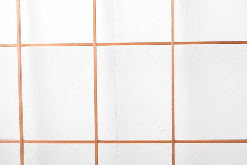 ヴィンテージ建具　昭和後期　明るい木色とすっきりとした格子が魅力の擦り上げ雪見障子戸4枚セット　(R-086590)