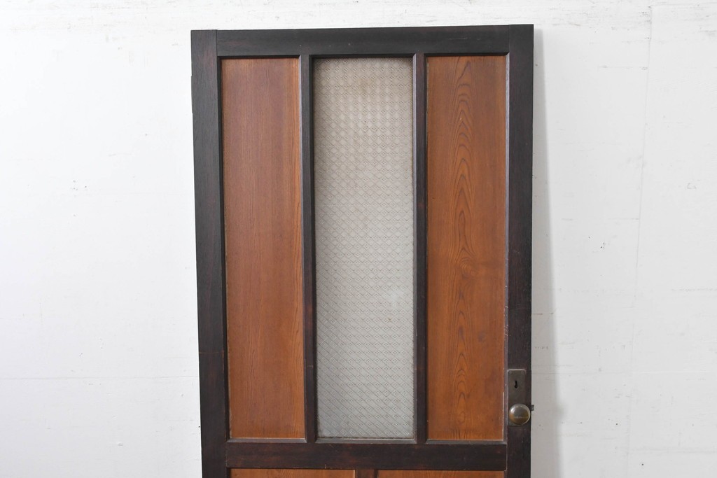 アンティーク建具　昭和初期　大正ロマン　繊細な模様が浮かぶプレスガラス入りの木製ドア1枚　(R-086593)