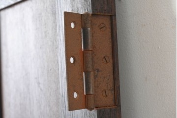 アンティーク建具　昭和初期　大正ロマン　繊細な模様が浮かぶプレスガラス入りの木製ドア1枚　(R-086593)