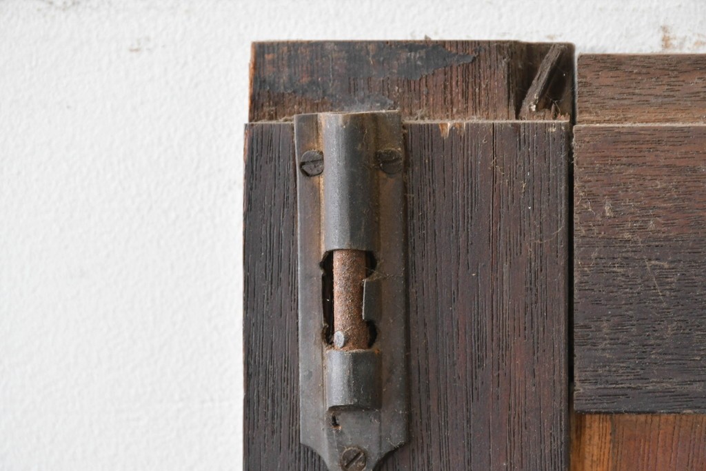 アンティーク建具　昭和初期　大正ロマン　異なる木色のコントラストが目を引く引き戸1枚　(R-086594)