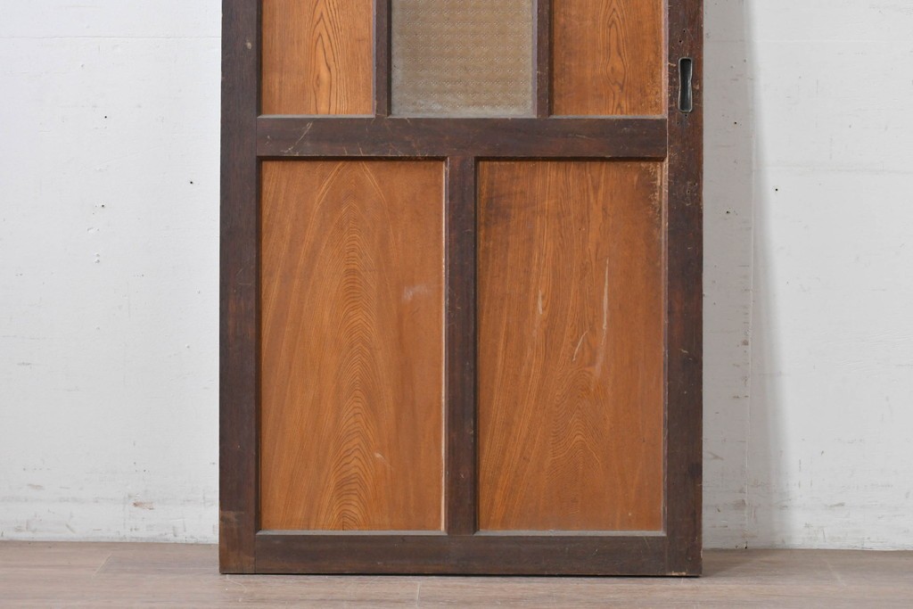 アンティーク建具　昭和初期　大正ロマン　異なる木色のコントラストが目を引く引き戸1枚　(R-086594)