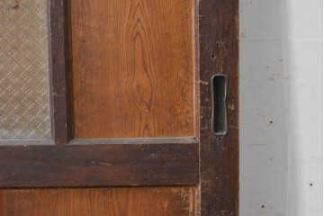 アンティーク建具　昭和初期　大正ロマン　異なる木色のコントラストが目を引く引き戸1枚　(R-086594)