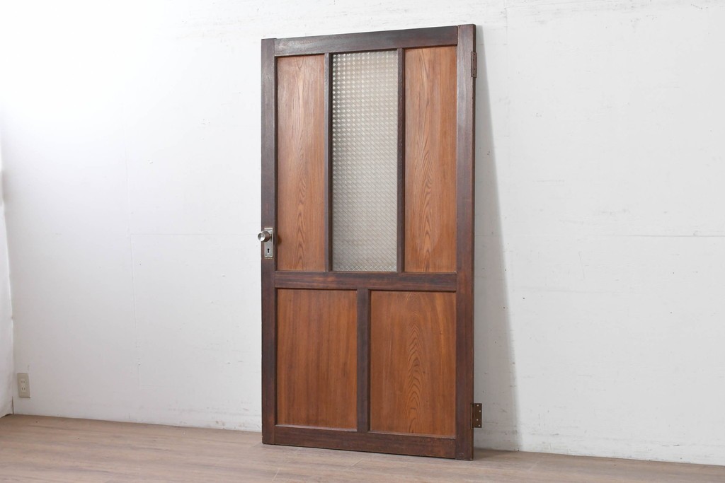 アンティーク建具　昭和初期　大正ロマン　異なる木色のコントラストが目を引くドア1枚　(R-086595)