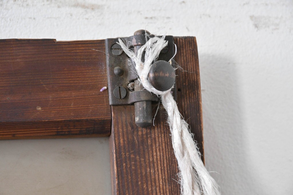 アンティーク建具　大正から昭和初期　大正ロマン　素朴な木味が魅力のガラス扉1枚　(R-086596)