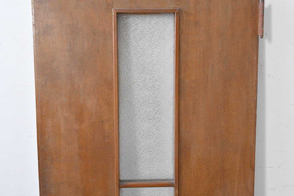 ヴィンテージ建具　昭和中期　温もりある木味のシンプルなドア1枚　(R-086597)