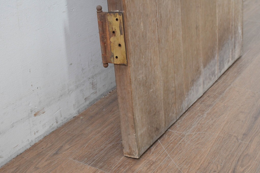 ヴィンテージ建具　昭和中期　温もりある木味のシンプルなドア1枚　(R-086597)