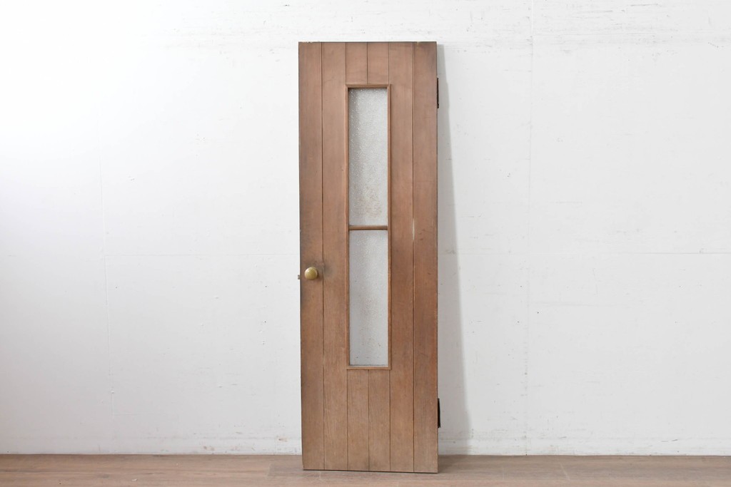 ヴィンテージ建具　昭和中期　ガラス入り　素朴な木味が魅力的な幅狭タイプのドア1枚　(R-086598)