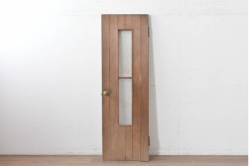 ヴィンテージ建具　昭和中期　ガラス入り　素朴な木味が魅力的な幅狭タイプのドア1枚　(R-086598)