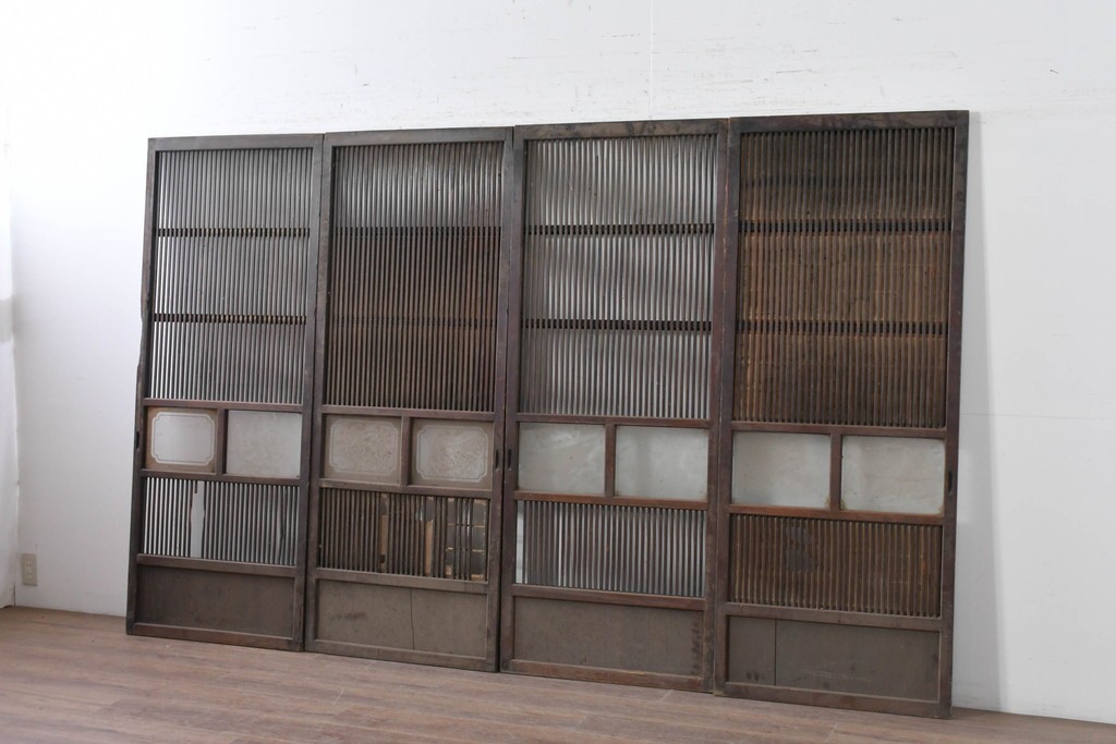 和製アンティーク　大正期から昭和初期　すっきりとした幅狭格子戸4枚セット　(R-086599)