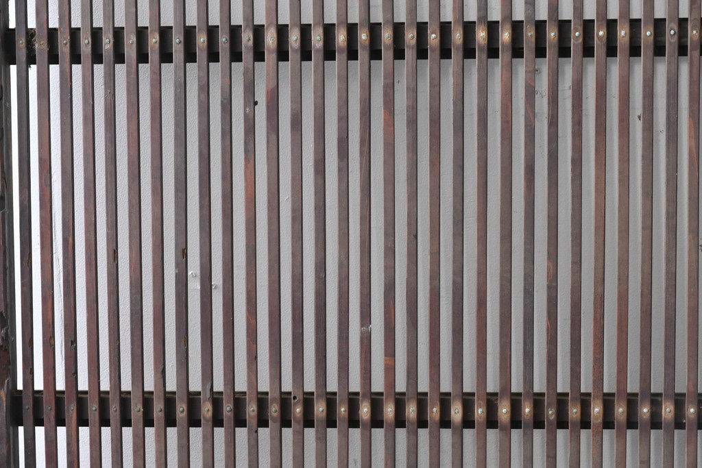 和製アンティーク　大正期から昭和初期　すっきりとした幅狭格子戸4枚セット　(R-086599)