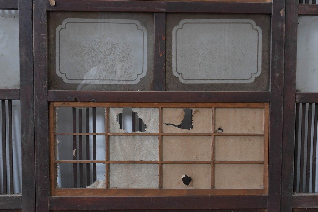 和製アンティーク　大正期から昭和初期　すっきりとした幅狭格子戸4枚セット　(R-086599)