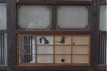 和製アンティーク　大正期から昭和初期　すっきりとした幅狭格子戸4枚セット　(R-086599)