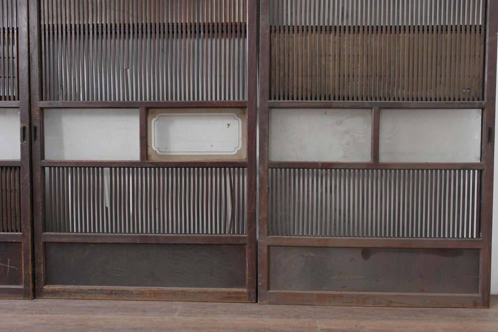 和製アンティーク　大正期から昭和初期　細やかな縦格子が美しい格子戸4枚セット　(R-086601)