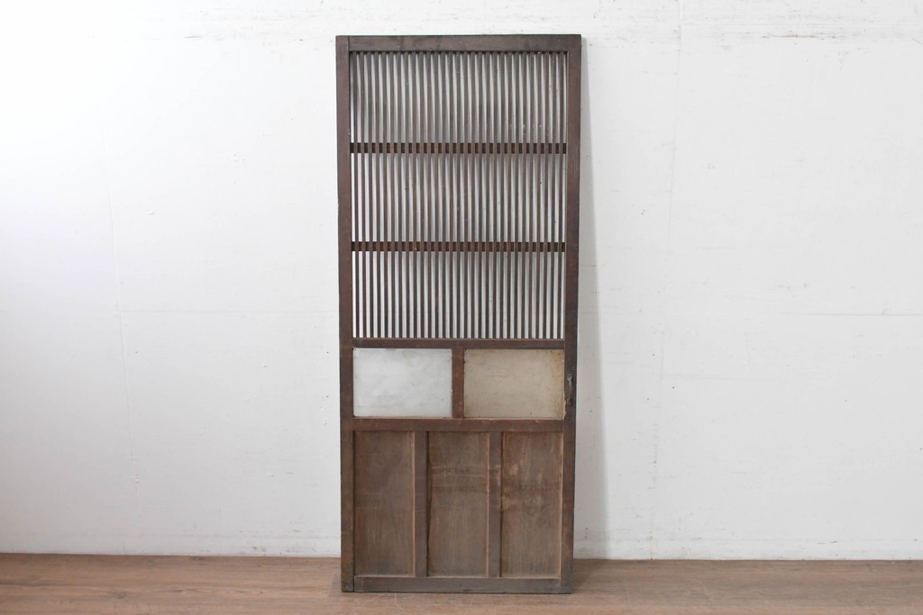 アンティーク建具　昭和初期　格子の美しい風合い豊かな格子戸1枚　(R-086604)