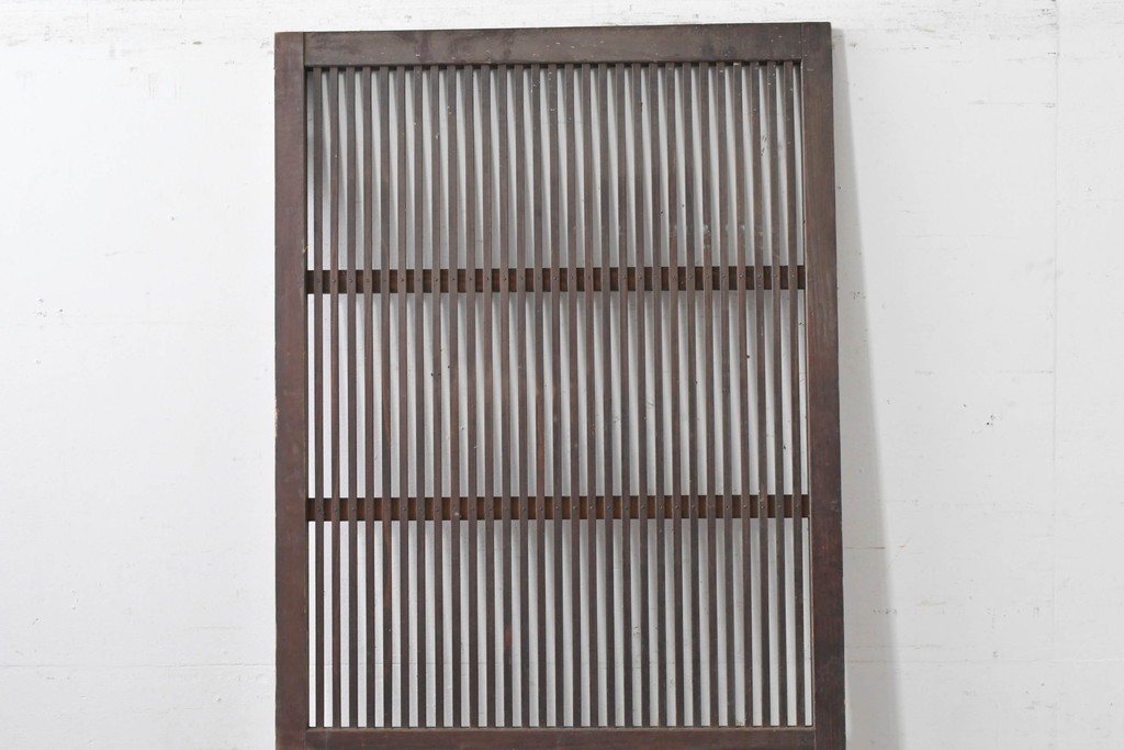 アンティーク建具　昭和初期　格子の美しい風合い豊かな格子戸1枚　(R-086604)