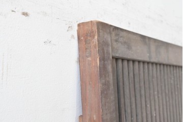 アンティーク建具　昭和初期　格子の美しい風合い豊かな格子戸1枚　(R-086604)
