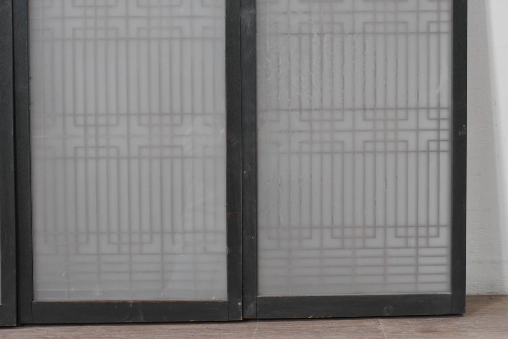 ヴィンテージ建具　昭和中期　組子細工が美しい片面ガラスの書院窓4枚セット　(R-086606)