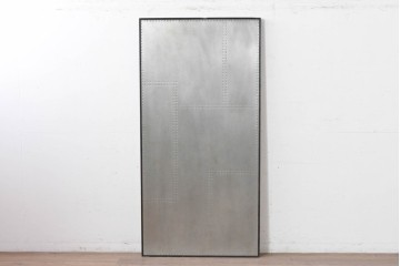 中古　希少な廃番品　CRASH GATE(クラッシュゲート)　GIN FRAME E(ジン フレームE)　トタン　杉材　無骨なデザインのマグネットボード　(R-086608)