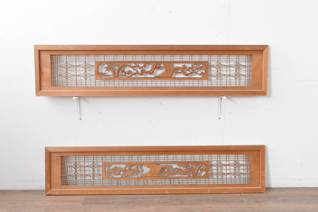 ヴィンテージ建具　昭和後期　松・竹・梅の彫刻入り組子欄間2枚セット　(R-086615)