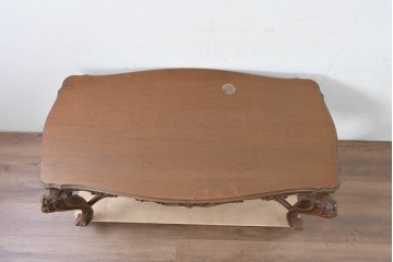 イタリアヴィンテージ　アンティーク調　ロココ様式の彫刻が優雅なサロンテーブル　(R-086617)