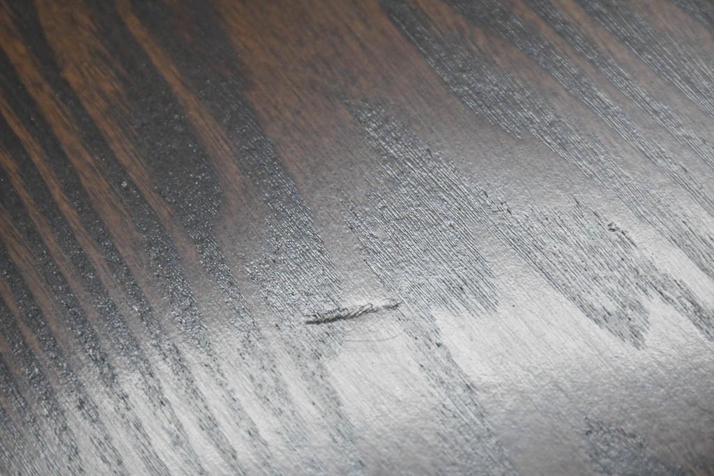 中古　美品　横浜クラシック家具　ノックオンウッド(knockonwood)　タモ材　重厚感のある挽き物脚のダイニングテーブル　定価約55万円　(R-086618)