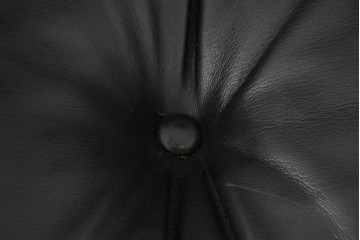 中古　Herman Miller(ハーマンミラー)　本革　こだわり抜かれた座り心地のイームズラウンジチェアとオットマンのセット　定価約113万円　(R-086620)