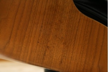 中古美品　Herman Miller(ハーマンミラー)　レザー　革のコンディション良好　こだわり抜かれた座り心地のイームズラウンジチェアとオットマンのセット　定価約113万円　(R-086620)