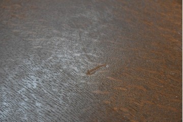 中古　超美品　使用感ほぼなし　横浜クラシック家具　ノックオンウッド(knockonwood)　楢(ナラ)材　クラシカルな引手金具のチェスト　定価約25万円　(R-086621)