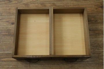 中古　超美品　使用感ほぼなし　横浜クラシック家具　ノックオンウッド(knockonwood)　楢(ナラ)材　クラシカルな引手金具のチェスト　定価約25万円　(R-086621)