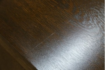 中古　超美品　使用感ほぼなし　横浜クラシック家具　ノックオンウッド(knockonwood)　楢(ナラ)材　クラシカルな引手金具のチェスト　定価約25万円　(R-086622)